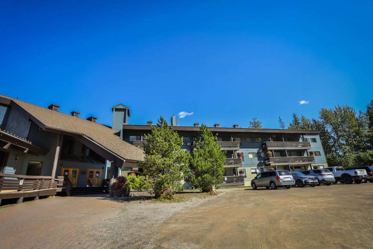 Griz Inn By Stayin Fernie Eksteriør billede
